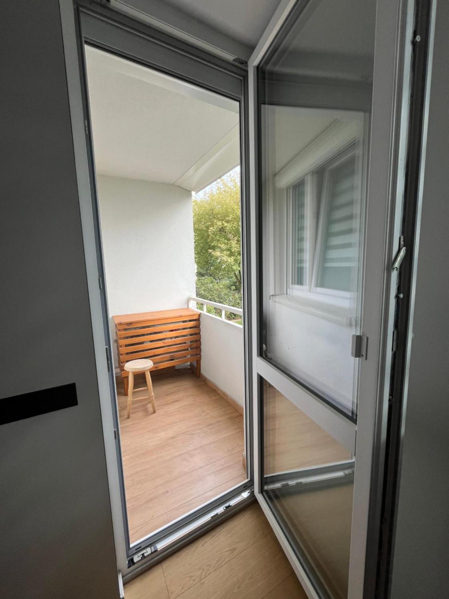 Apartament- Metro Trocka Warszawa Zewnętrze zdjęcie
